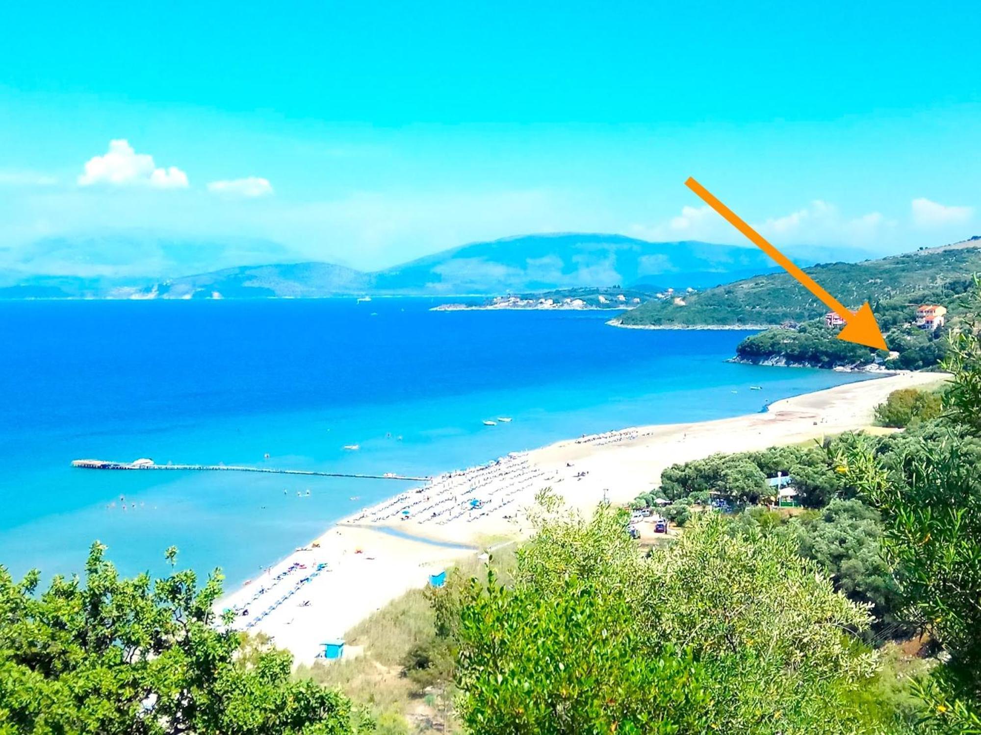 Beachfront House By Dadovillas Villa Apraos